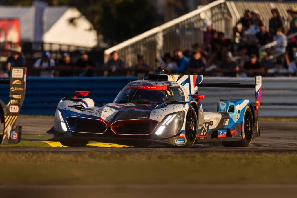 SEBRING 12 HOURS BMW 01