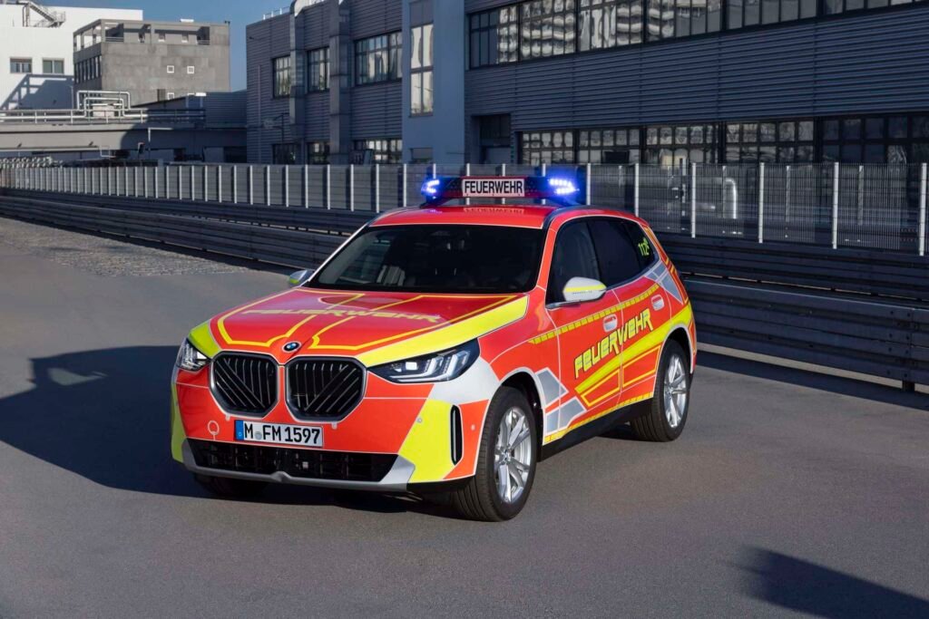 G45 BMW X3 FIRE EMERGENCY VEHICLE 04