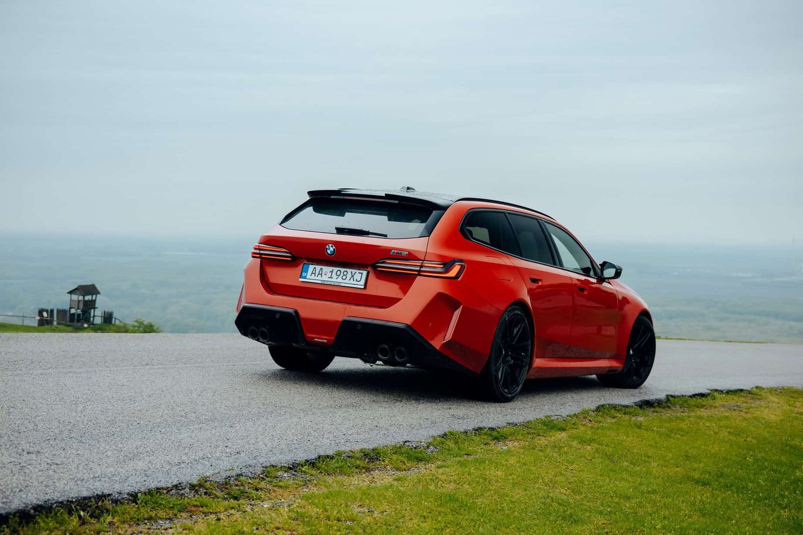 2025 BMW M5 TOURING SHAKIR ORANGE 4