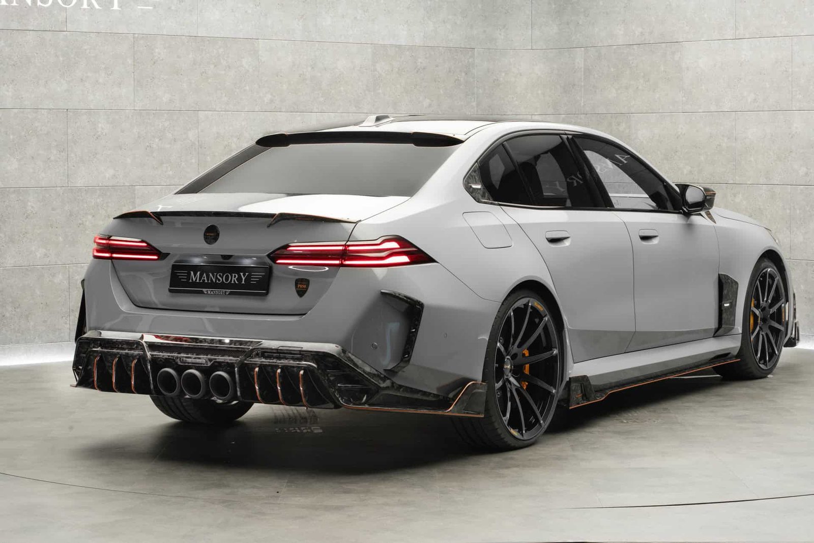 2025 BMW M5 BY MANSORY 3