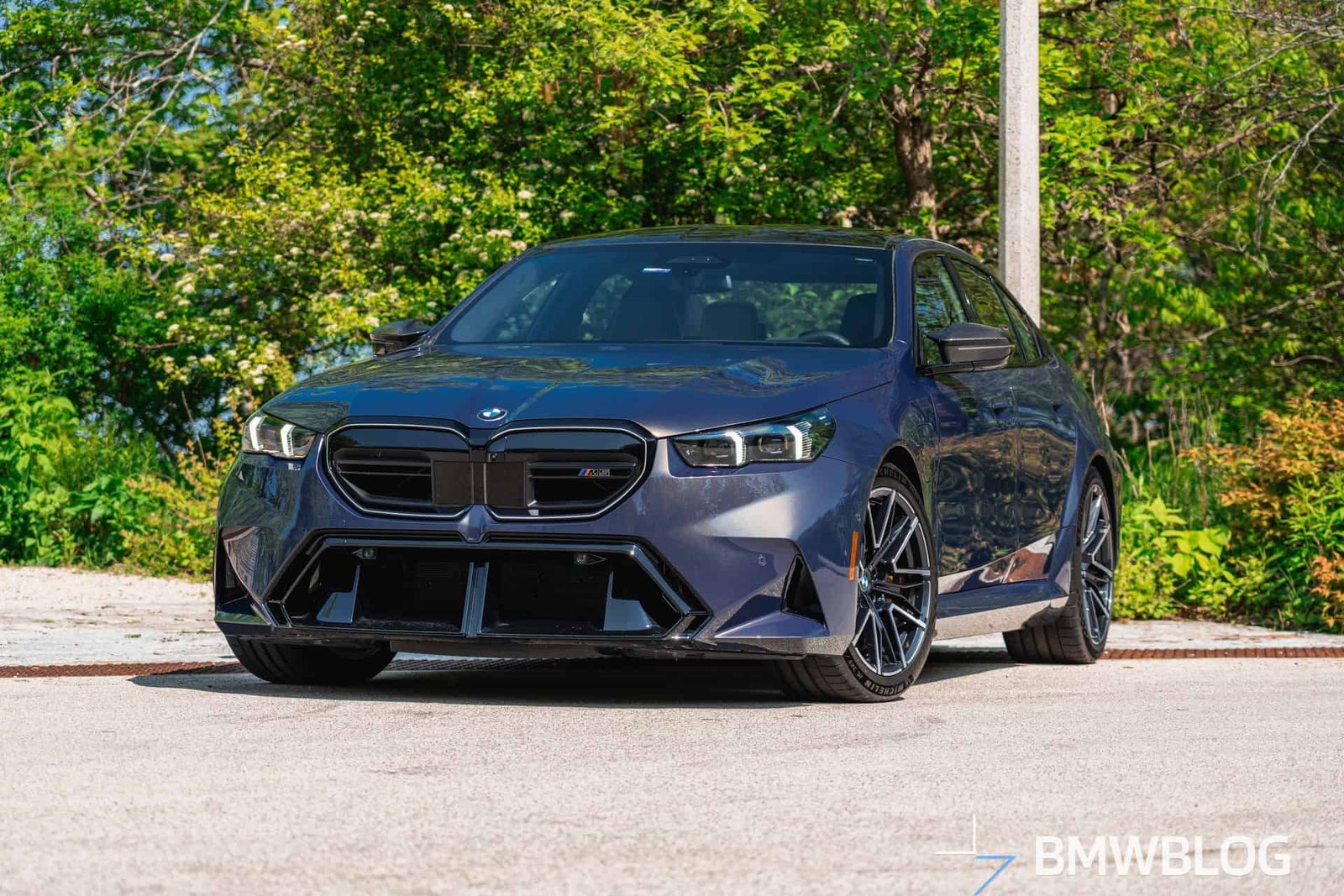 2025 BMW M5 G90 SEPIA METALLIC 47