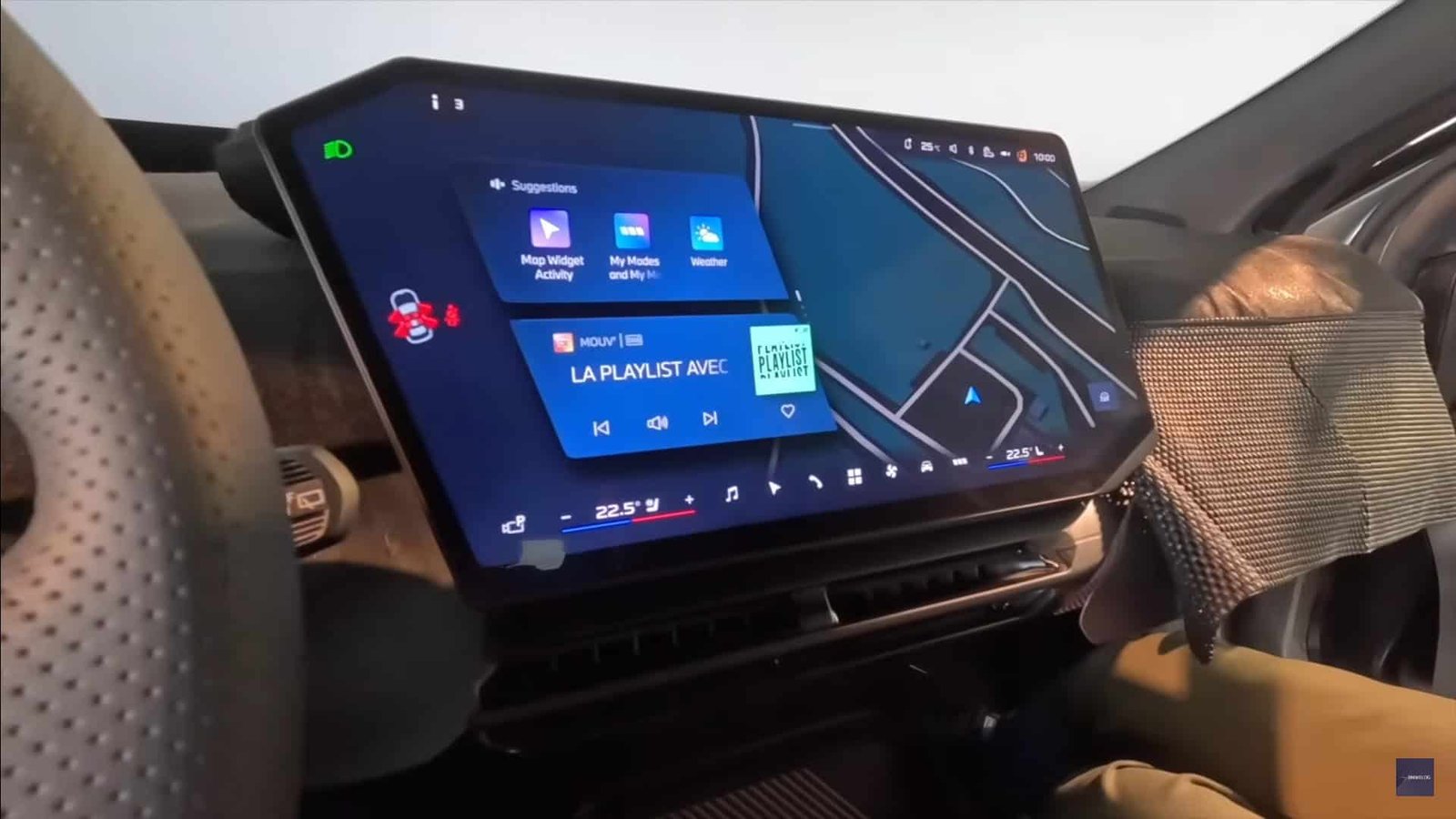 2026 BMW IX3 SCREEN