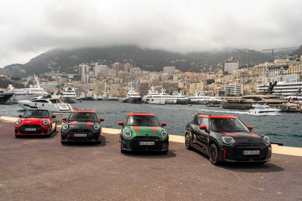 MINI JOHN COOPER WORKS AT CôTE D'AZUR 66