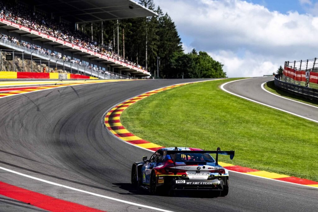 bmw-m4-gt3-2025-spa-24h-racing-action