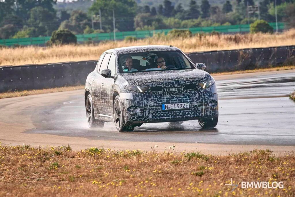 2026 BMW IX3 NA5 TEST DRIVE 13