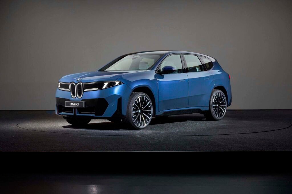 2026 BMW IX3 front-end