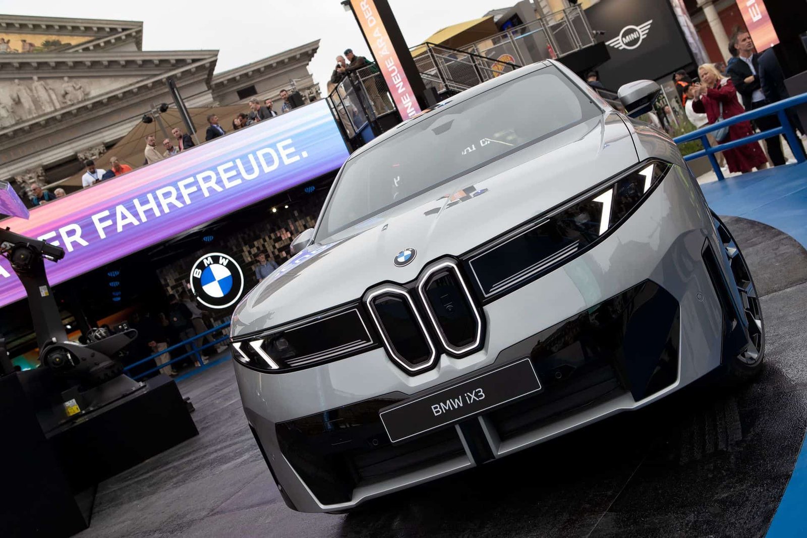 NEUE KLASSE BMW IX3 MUNICH displayed in Max-Joseph Platz
