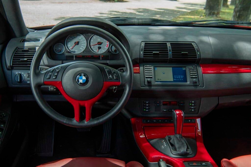 The interior of the BMW X5 E53