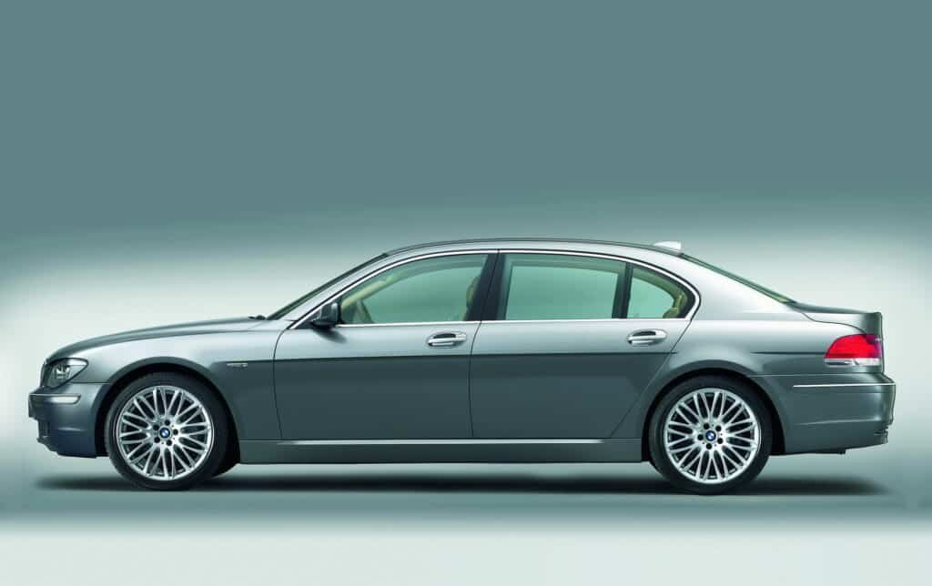 E66 7 Series side view showing the Bangle Butt