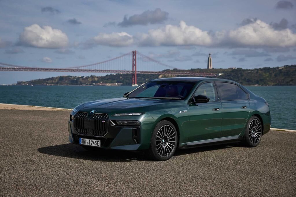 No Price Hike Ahead of Next Year’s Big Refresh