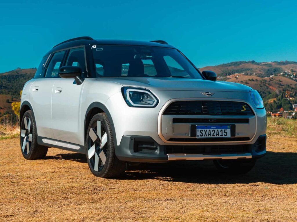 Electric MINI Countryman Upgrades Bring Range Boost