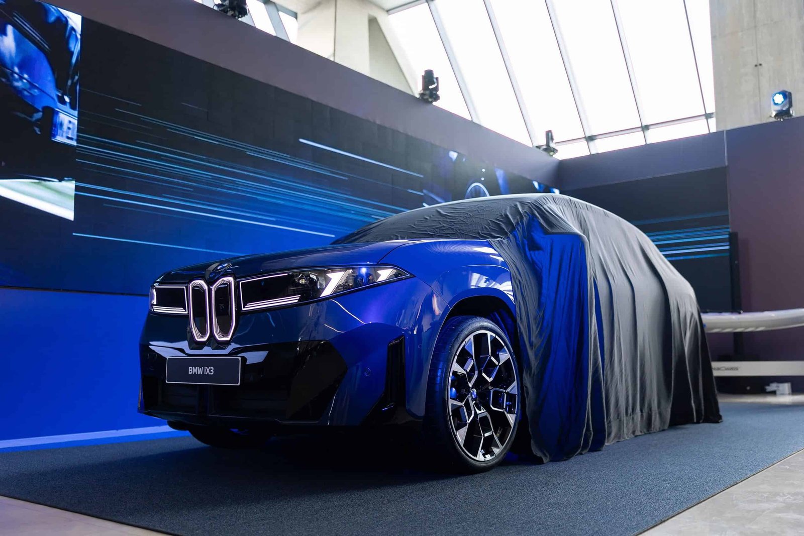 2026 BMW IX3 50 XDRIVE 4