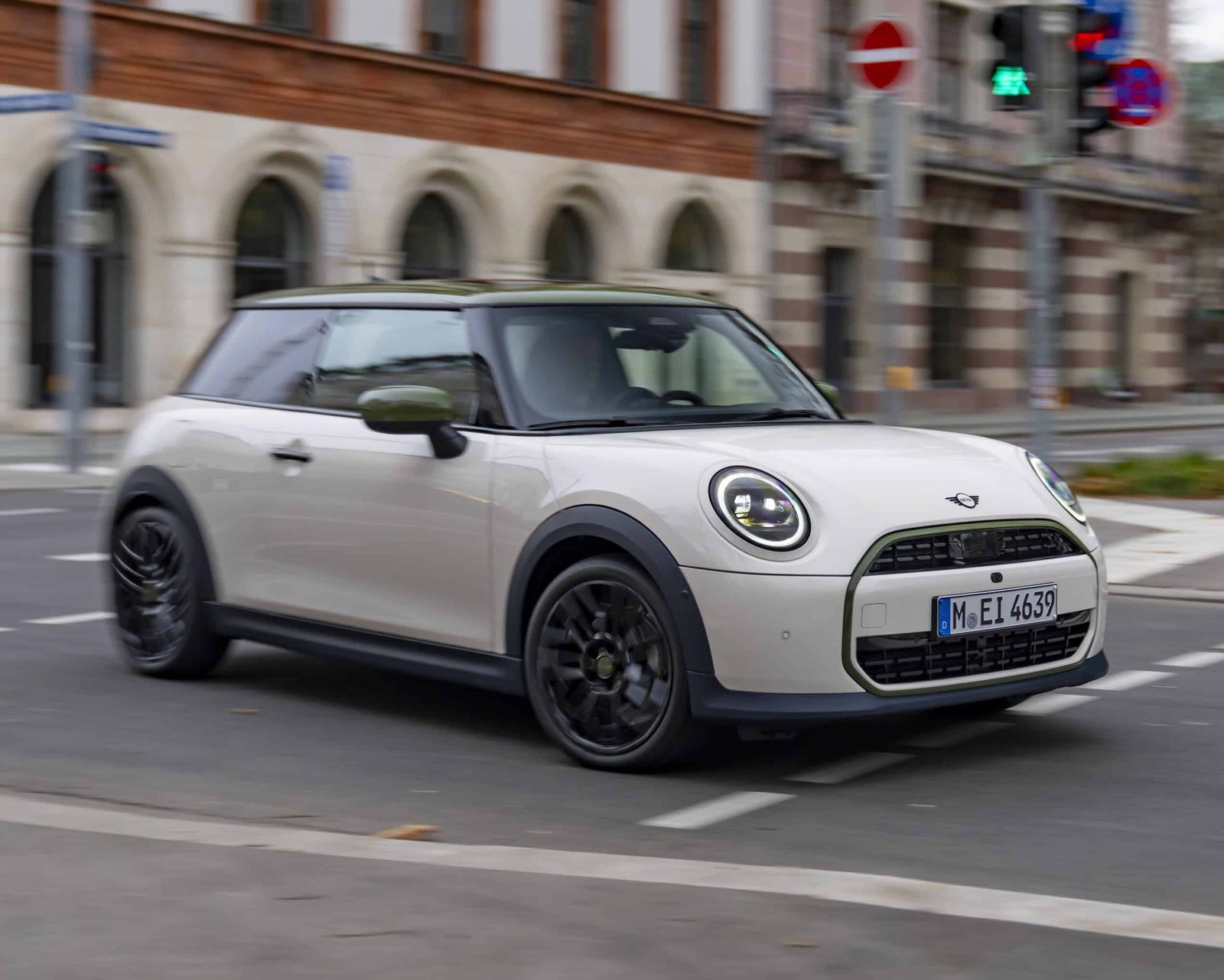 2026 MINI COOPER S PAUL SMITH EDITION 6