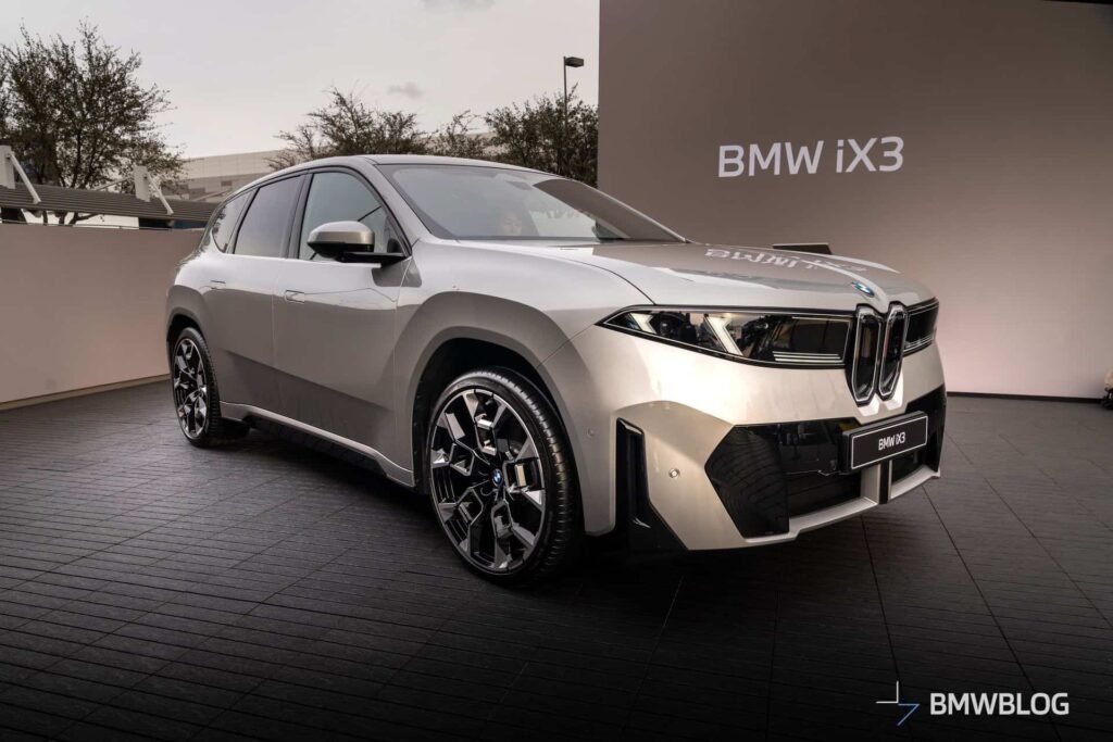 2026 BMW IX3 CES 02