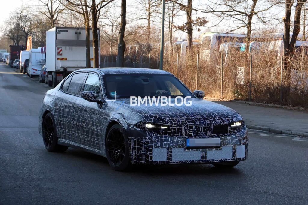 2028 BMW M3 G84 SPY PHOTOS FRONT END 00