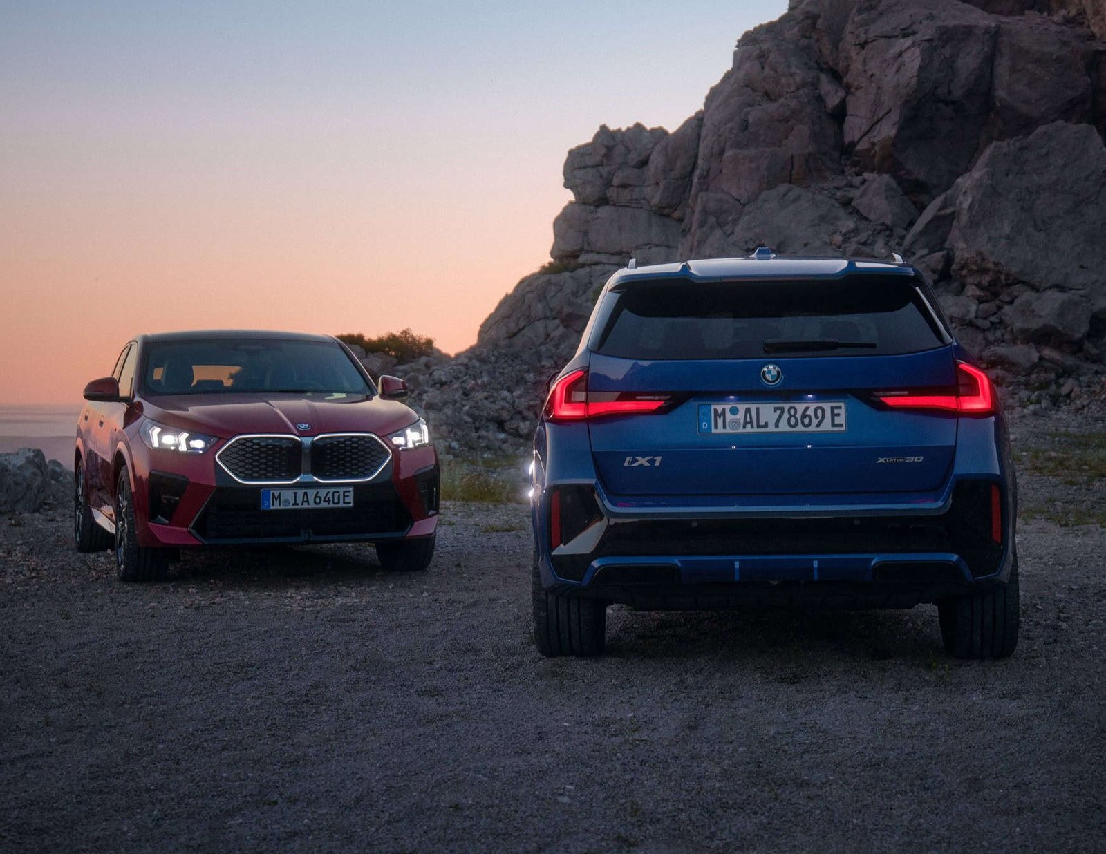 BMW IX1 AND IX2 1