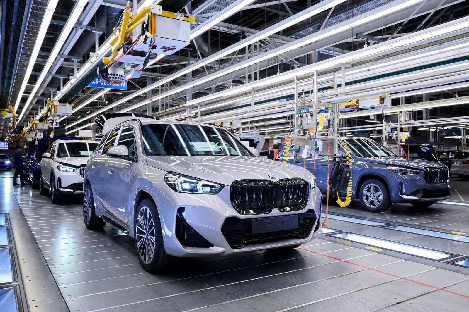 BMW Regensburg Plant Hits Record Annual Output: 356,901 Cars